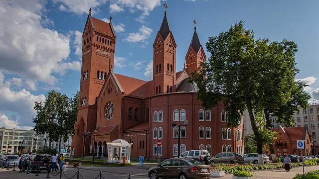 Санкт-Петербург — Минск