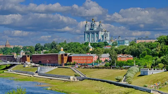 Санкт-Петербург — Смоленск